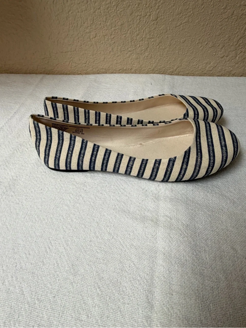 4/$20 Striped Navy and Cream Women’s Ballet Flats